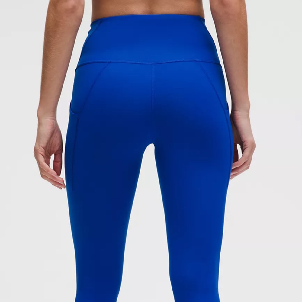 Wunder Train Crop with Pockets 23 Flow, blue size 4